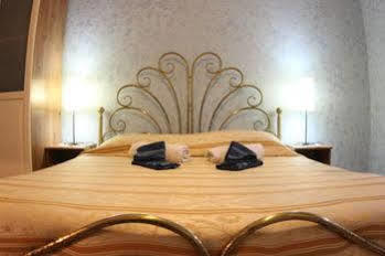 Andrea's Hotel